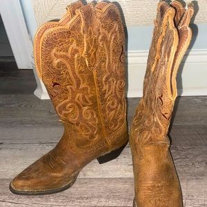 Women’s cowboy boots